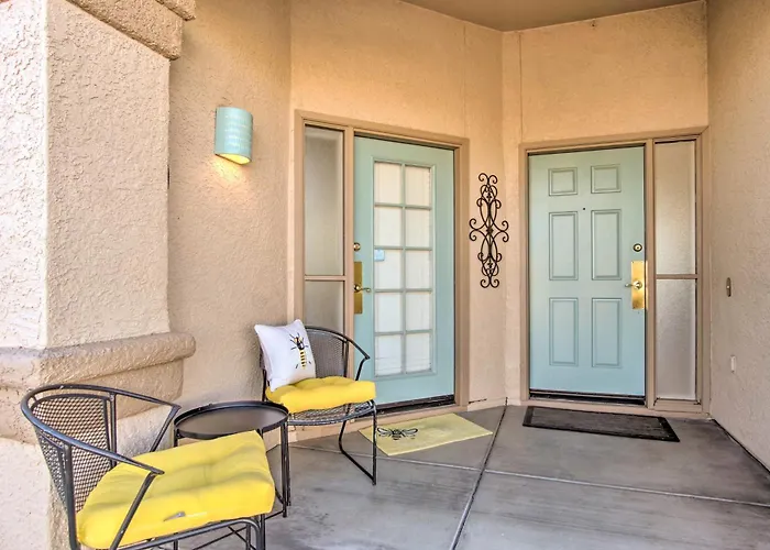 55+ Community W/ Pool & Spa: Valley Retreat! (adults Only) Holiday home *